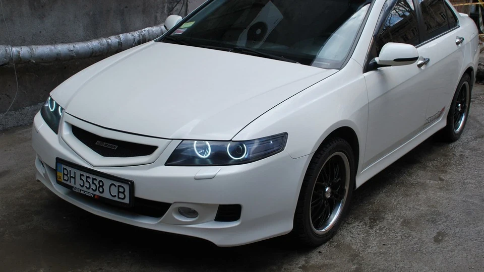 Honda Accord Білий перламутр 2