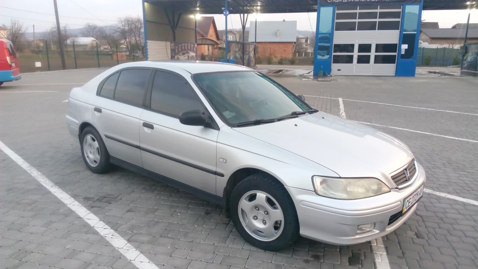 Honda Accord колишня 2