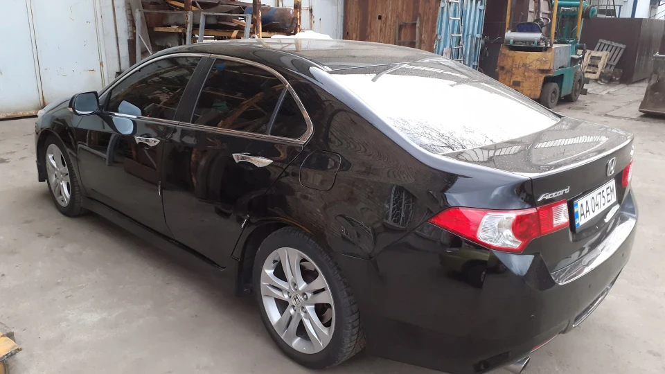 Honda Accord Чорна безодня 2