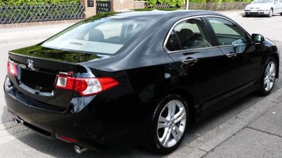 Honda Accord Чорний діамант 2