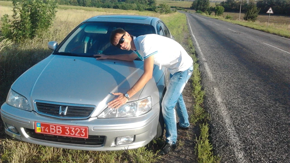 Honda Accord CG9 4