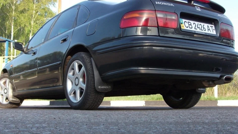 Honda Accord Зухвала сучка 4