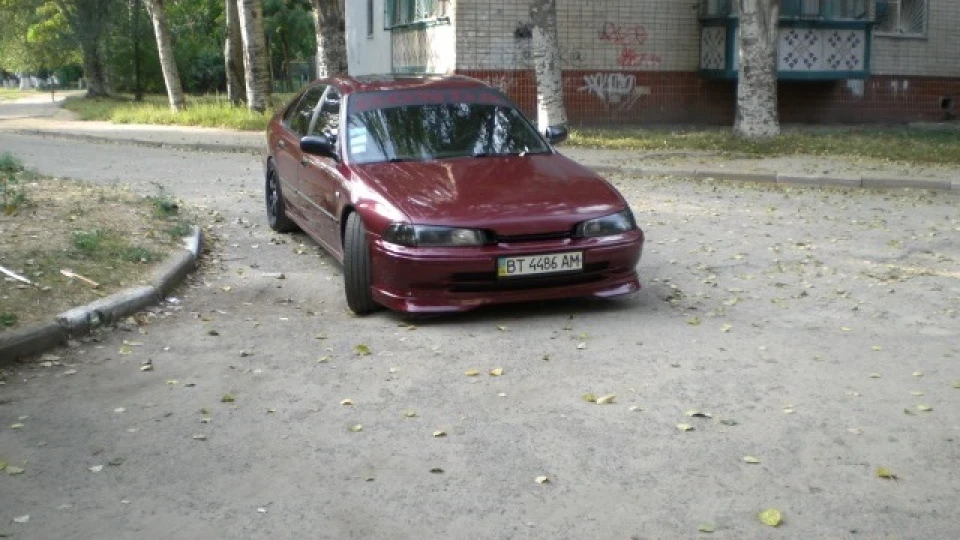Honda Accord DOHC VTEC black top 4