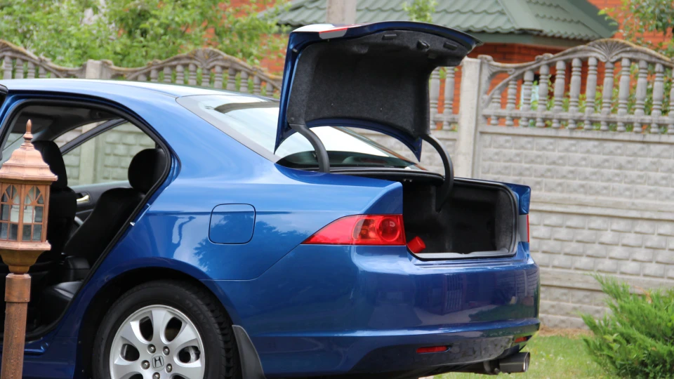 Honda Accord Executive Ocean Blue