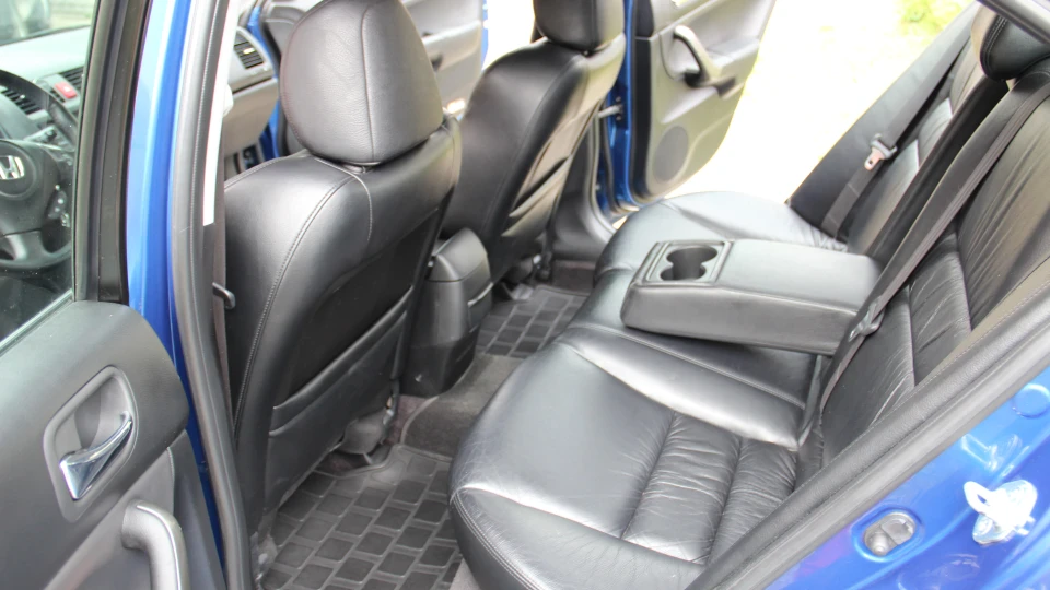 Honda Accord Executive Ocean Blue 2