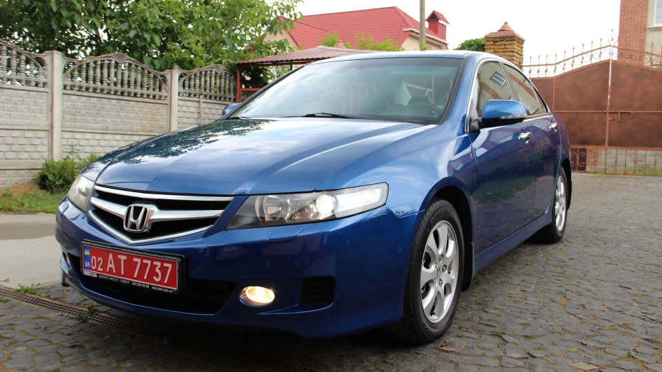 Honda Accord Executive Ocean Blue 4