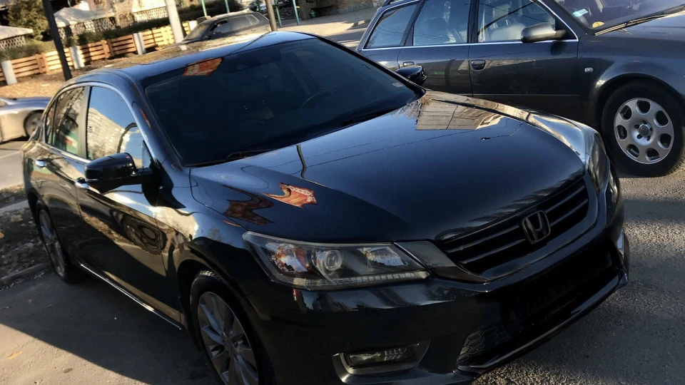 Honda Accord EXL Black&Black