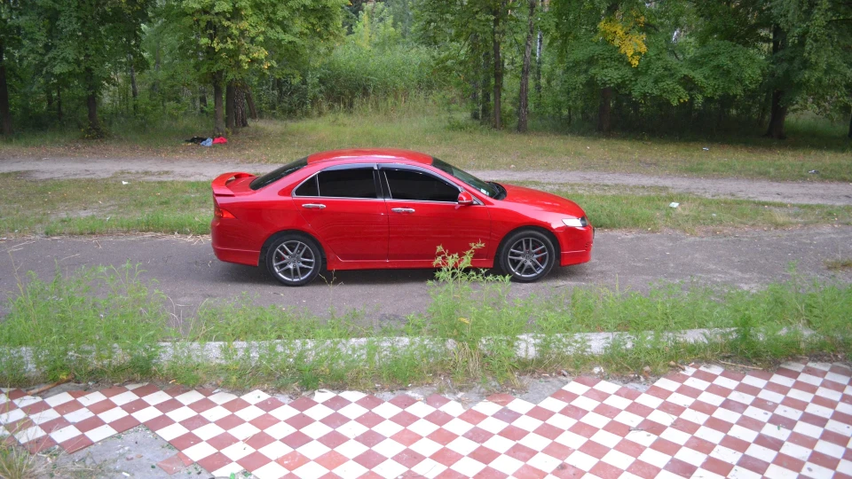 Honda Accord Червона S-ка 3