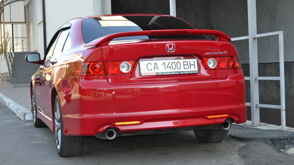 Honda Accord Червона S-ка 5