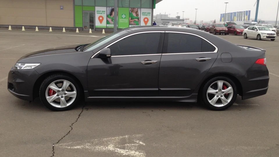 Honda Accord Червононосий хлопець 2