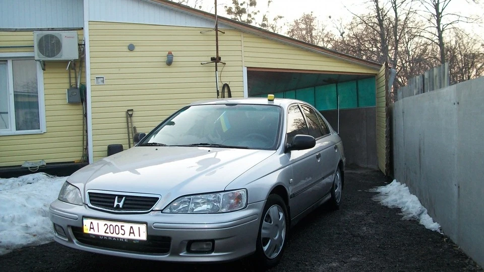 Honda Accord ліфтбек 5