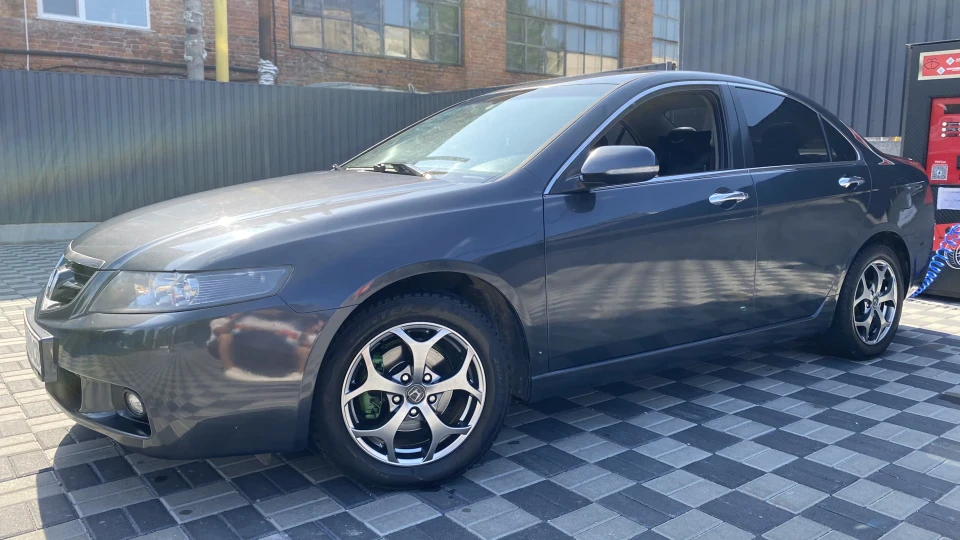 Honda Accord Малиха 2