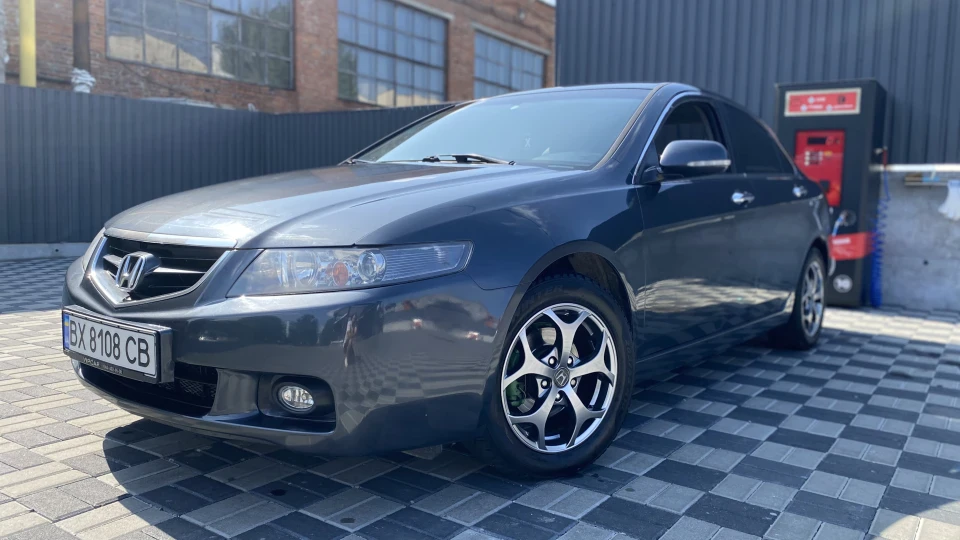 Honda Accord Малиха 4