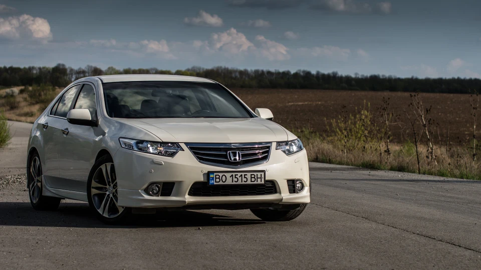 Honda Accord Pearl Cat 5