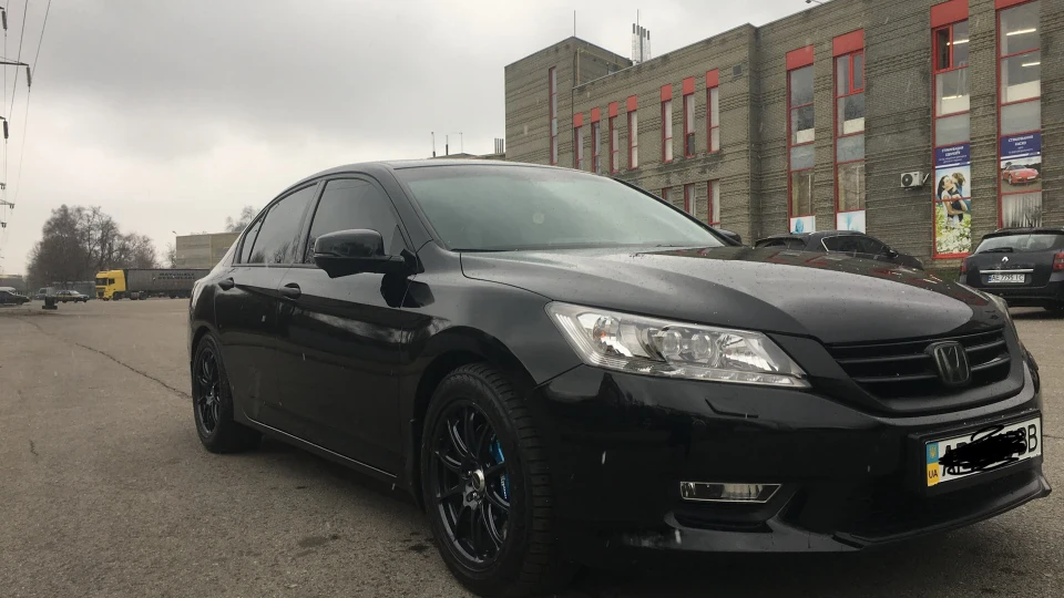 Honda Accord Гармата з 3,5 л серцем! 3