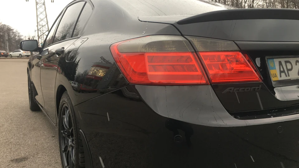 Honda Accord Гармата з 3,5 л серцем! 4