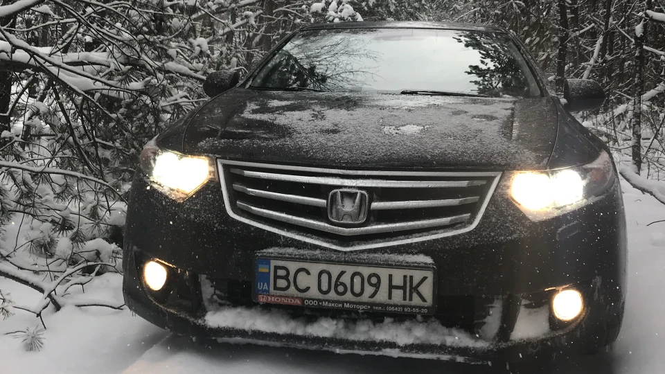 Honda Accord RH21