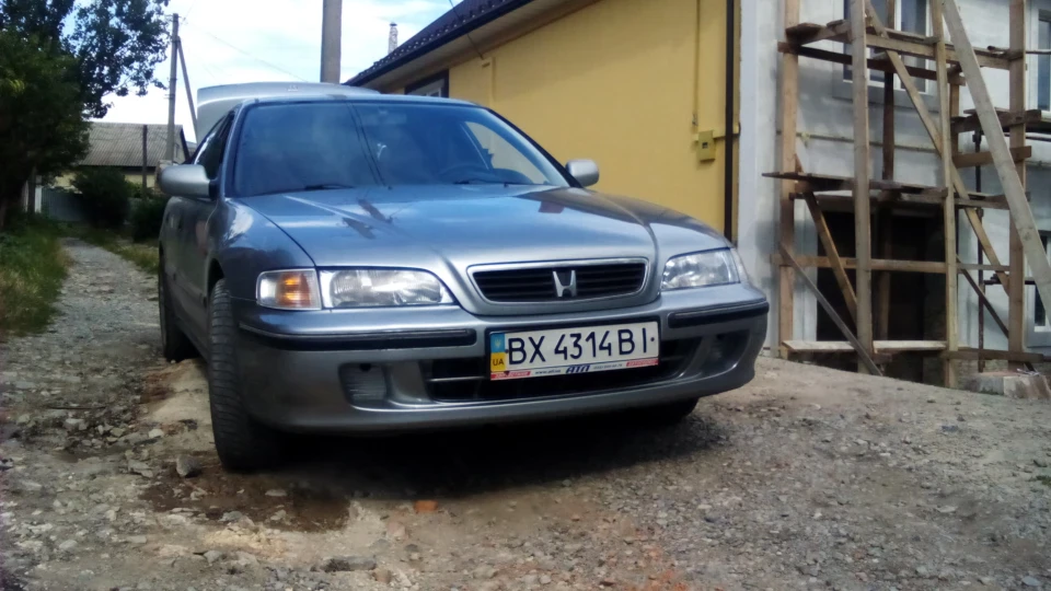 Honda Accord Сірий металік 1.8 5