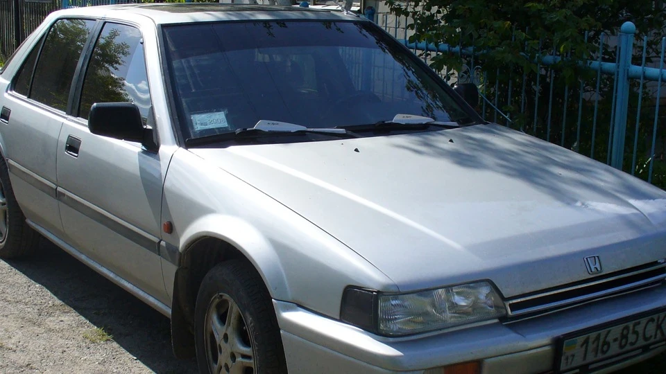 Honda Accord Сірий металік 2.0i