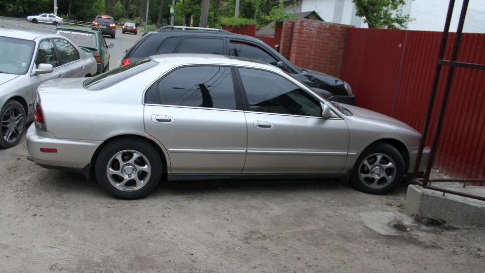 Honda Accord Special Edition CD5 4