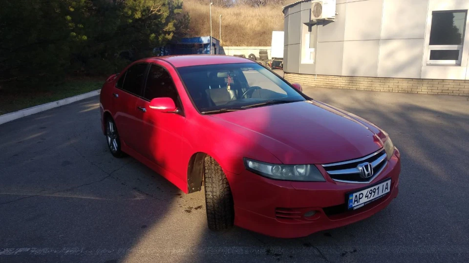 Honda Accord Типу спорт 2