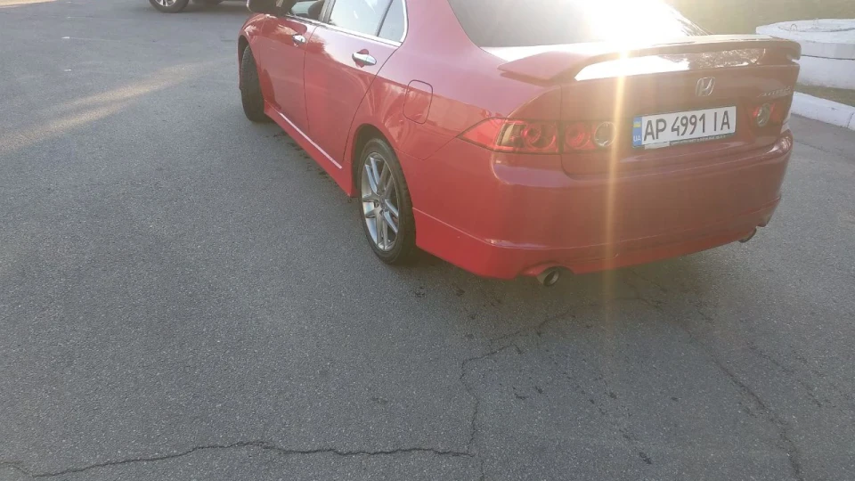 Honda Accord Типу спорт 5