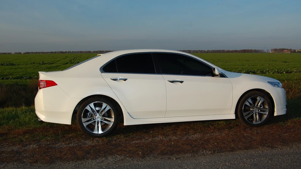 Honda Accord Type S 3