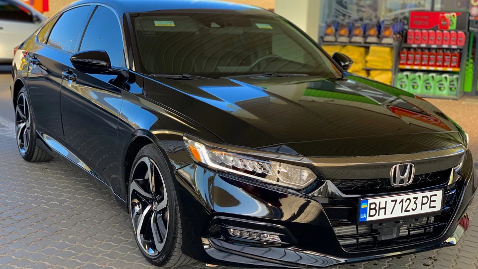 Honda Accord unofficially landed 3