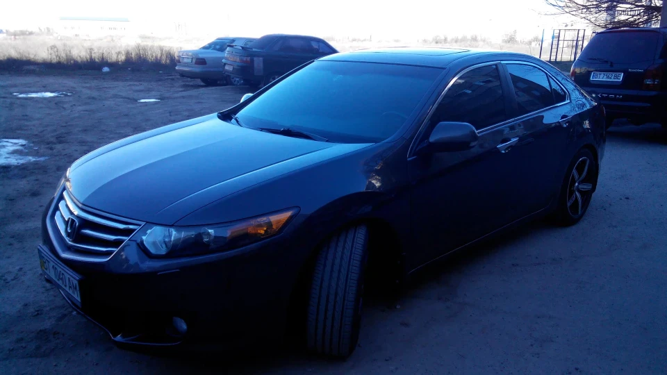 Honda Accord vulkan gray 3