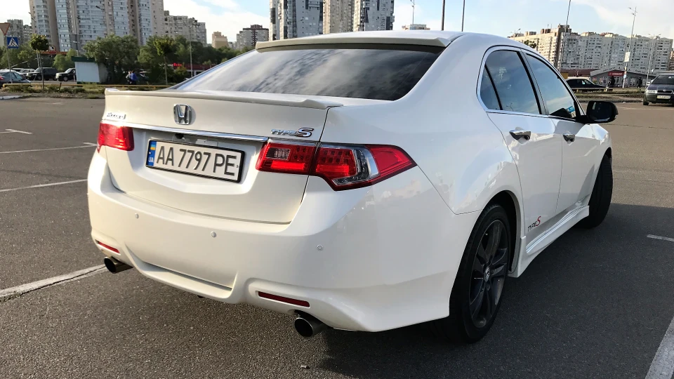 Honda Accord White Pearl-$ 2