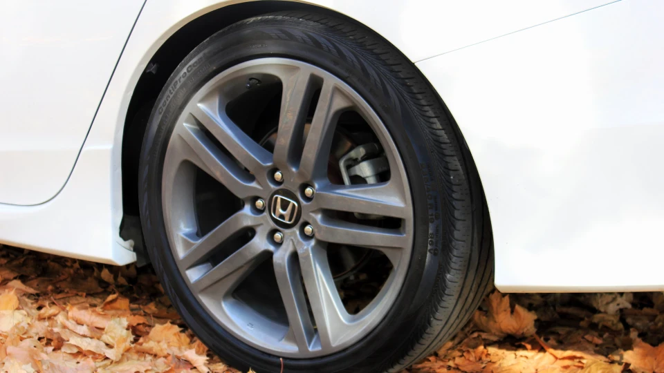 Honda Accord White Sport Restyling 4