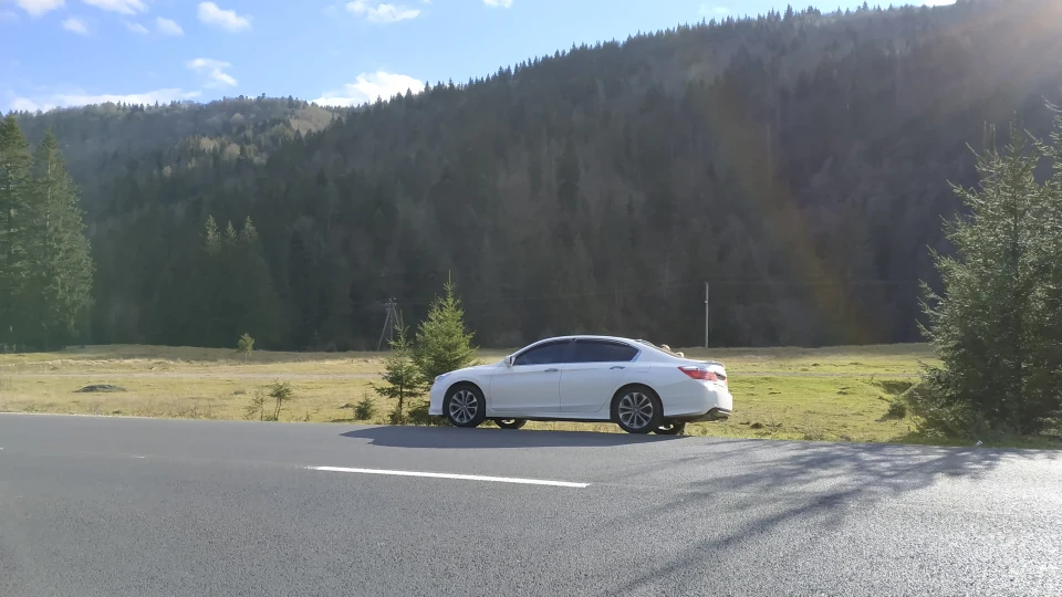 Honda Accord WHITE_SPORT 5