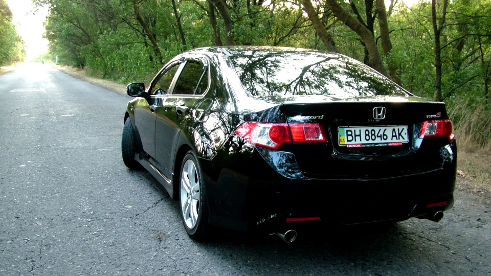 Honda Accord жиробас) 3