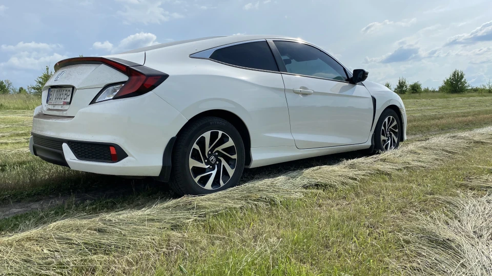 Honda Civic Coupe 2,0 🗽New York 3