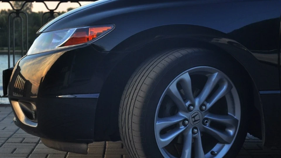Honda Civic Coupe Чорний Квадрат) EX 2