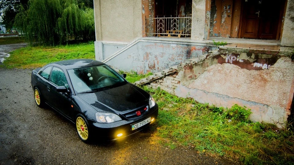 Honda Civic Coupe EM2 Stylish Bitch 3