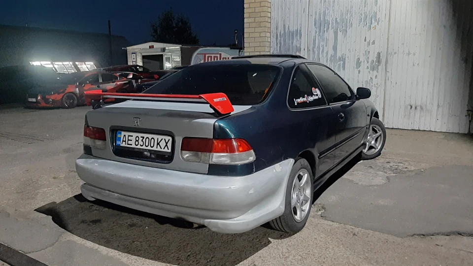 Honda Civic Coupe Ківік V-Tec 2