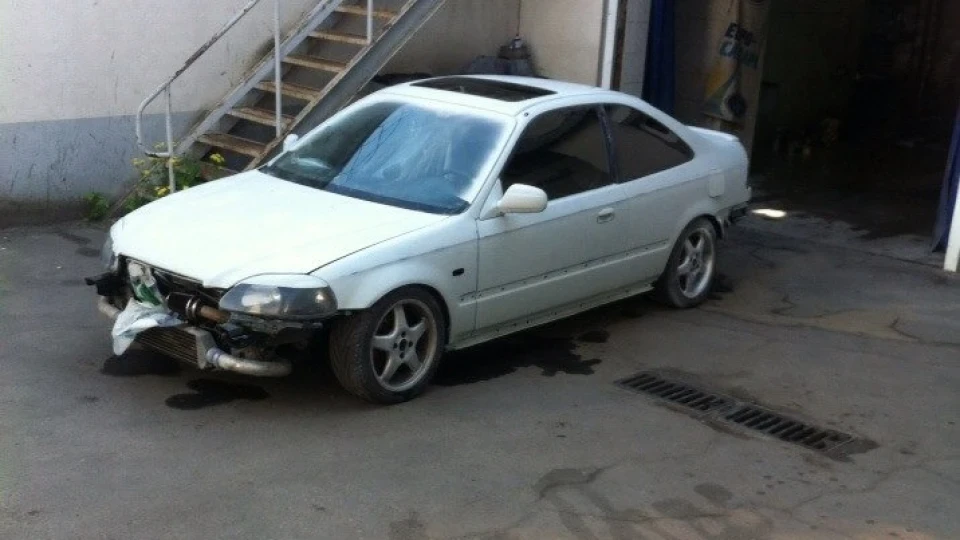Honda Civic Coupe Сімейний купе TURBO 2
