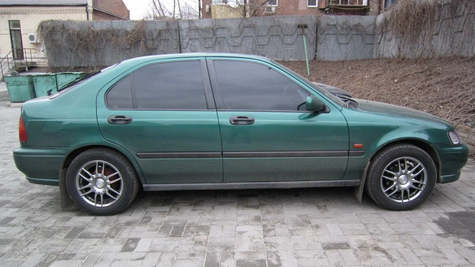 Honda Civic Fastback 2