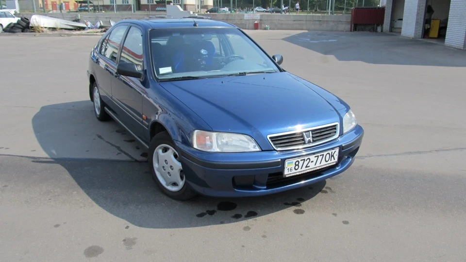 Honda Civic Fastback 2