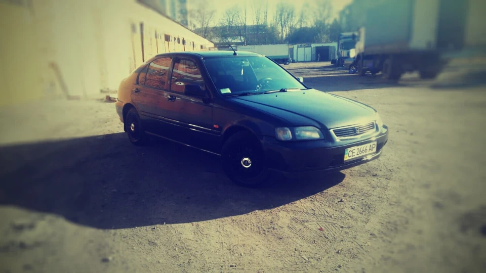 Honda Civic Fastback 3