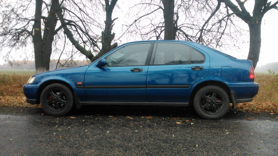 Honda Civic Fastback 4