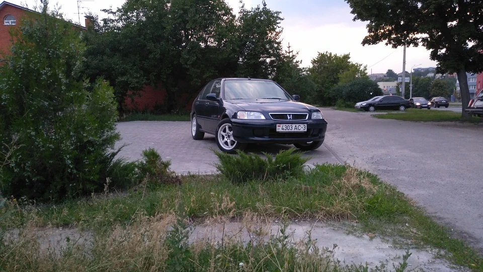 Honda Civic Fastback 4