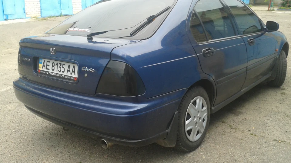 Honda Civic Fastback 2