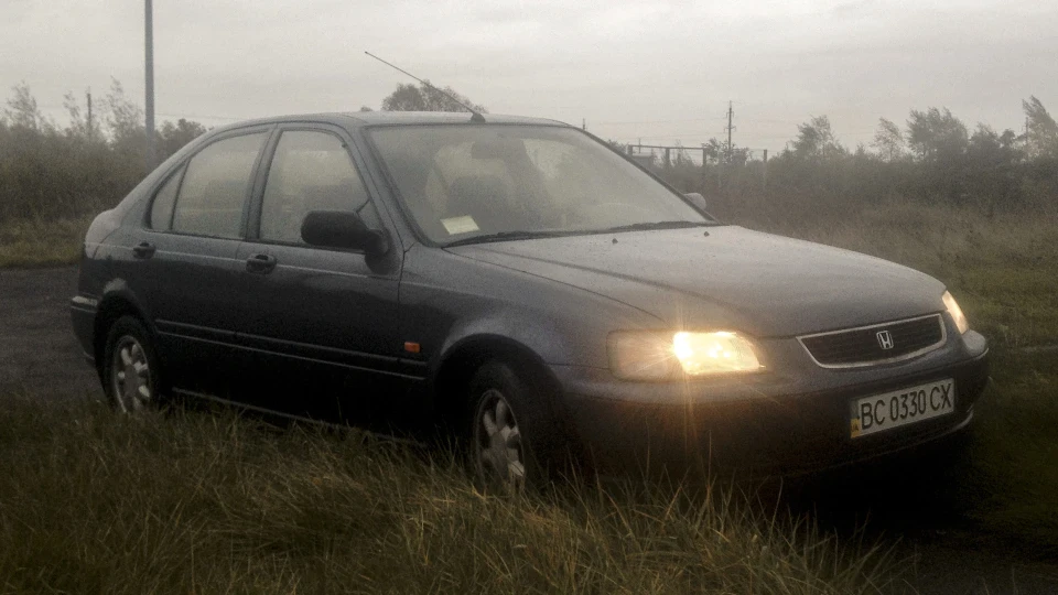 Honda Civic Fastback 1.5 VTEC-E 2