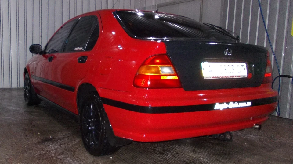 Honda Civic Fastback RTM Garage 3