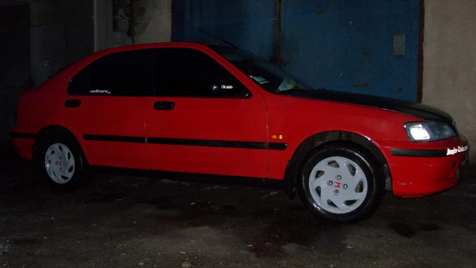 Honda Civic Fastback RTM Garage 4