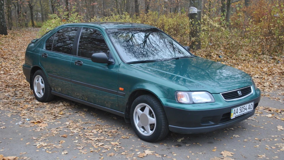 Honda Civic Fastback Зелений 2