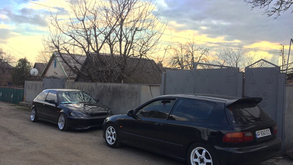 Honda Civic Hatchback 4