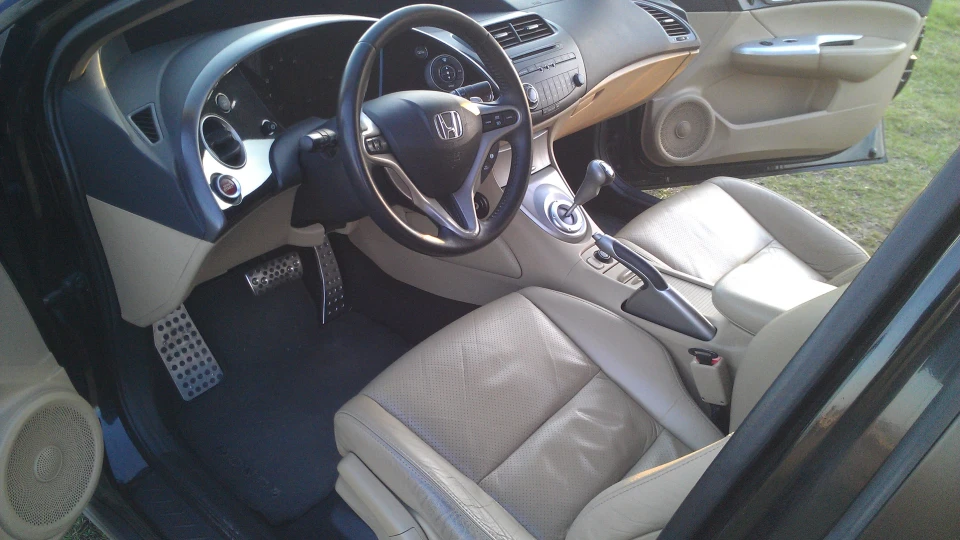 Honda Civic Hatchback 2